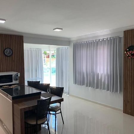 פיראטובה Lindo Apto Novo Na Avenida, Climatizado E Aconchegante מראה חיצוני תמונה